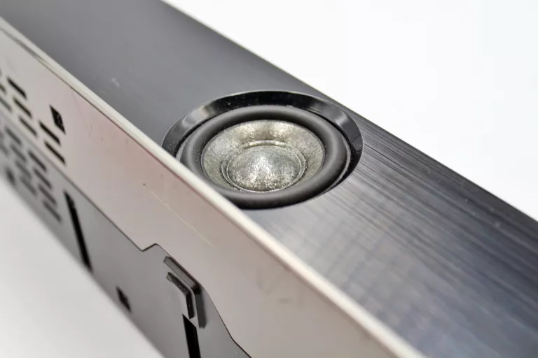 zestaw-glosnikow-soundbar-z-subwoofer-sony-ht-zf9-31-400-w-pilot-rodzaj-subwoofera-208186-235334