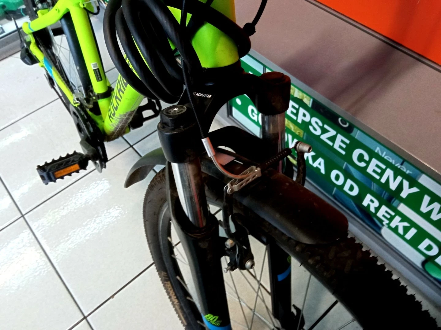 rower-mtb-rockrider-st-100-model-st-100