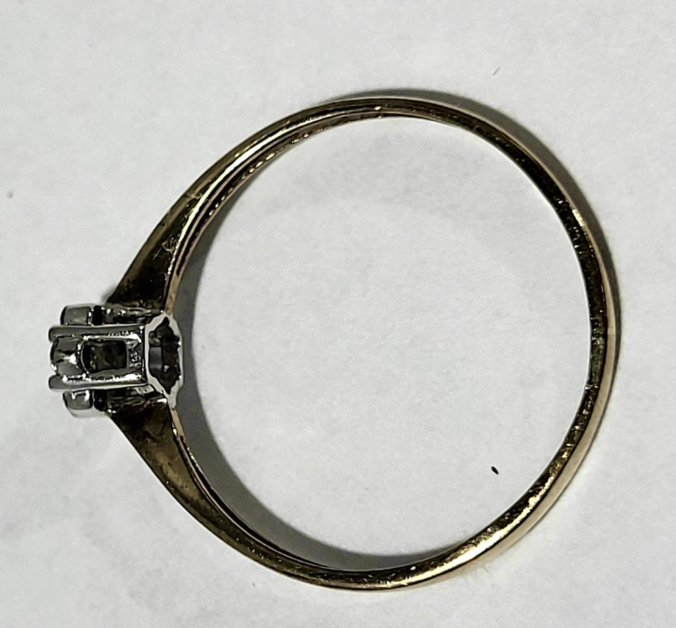 wyrob-jubilerski-uzywany-333-pierscionek-090-g-rozm16-kamien-17088-128