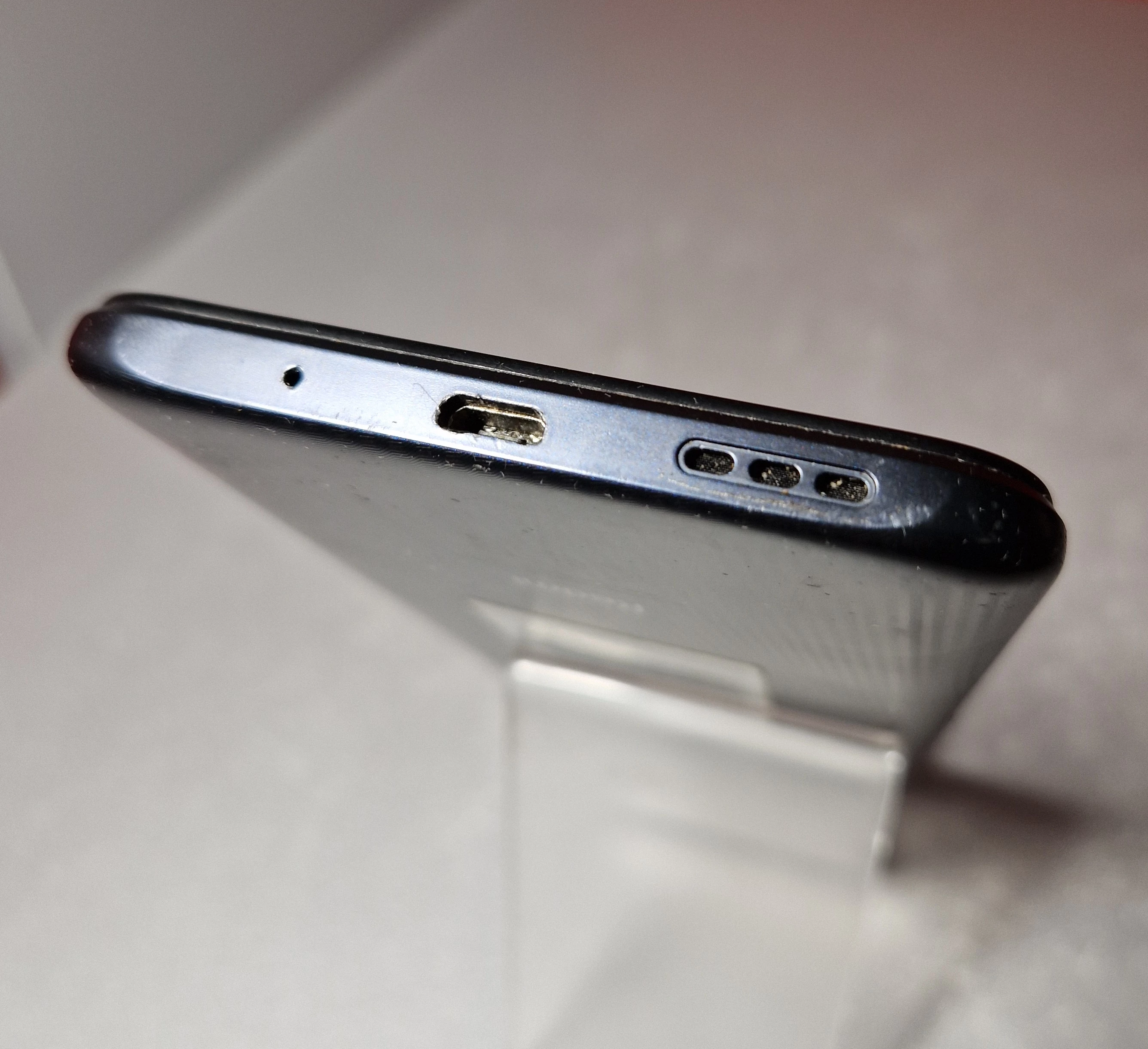 telefon-xiaomi-redmi-9c-nfc-364gb-wbudowana-pamiec-202869-214193