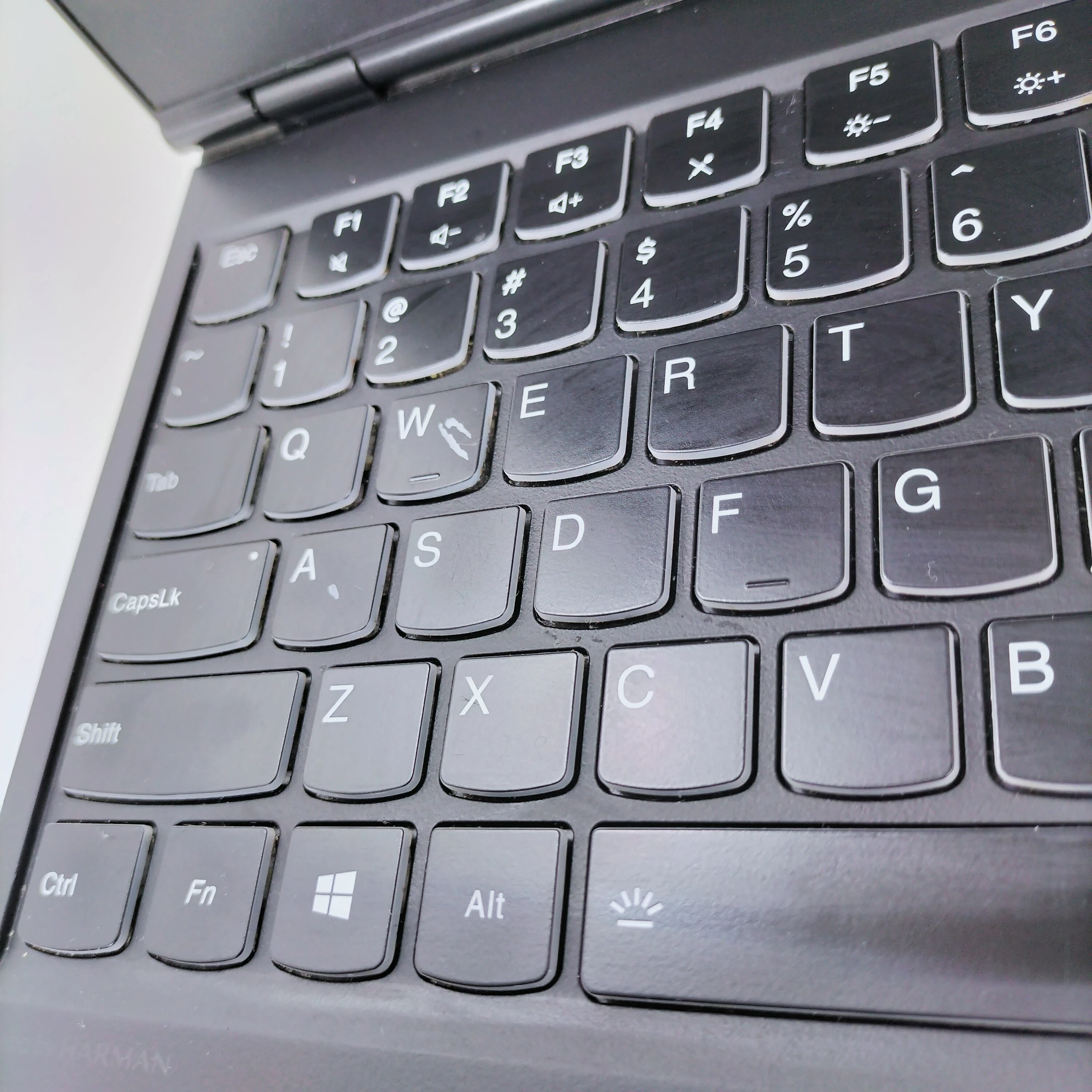 laptop-lenovo-legion-y540-15irh-8512gb-okazja-liczba-rdzeni-procesora-4329-3