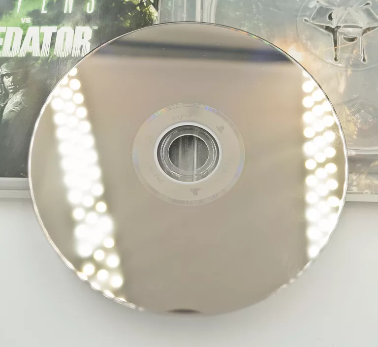 gra-ps3-aliens-vs-predator-plyta-bez-rys-stan-11323-2