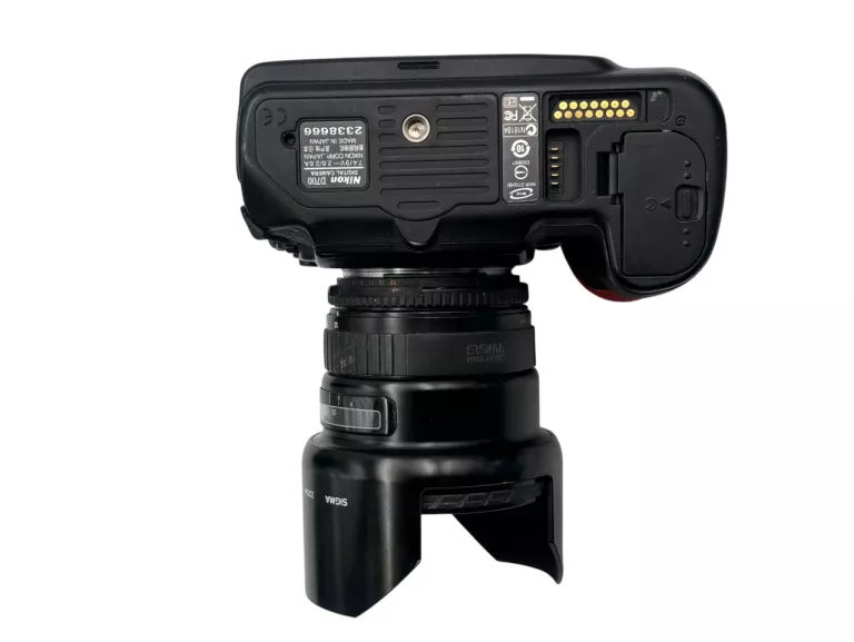 lustrzanka-nikon-d700-121px-obiektyw-przebieg-163344-zestaw-opis-w-zestawie-814-1