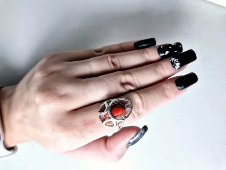 srebrny-azurowy-pierscien-z-czerwonym-oczkiem-r16-406g-925-ean-gtin-5905868206609