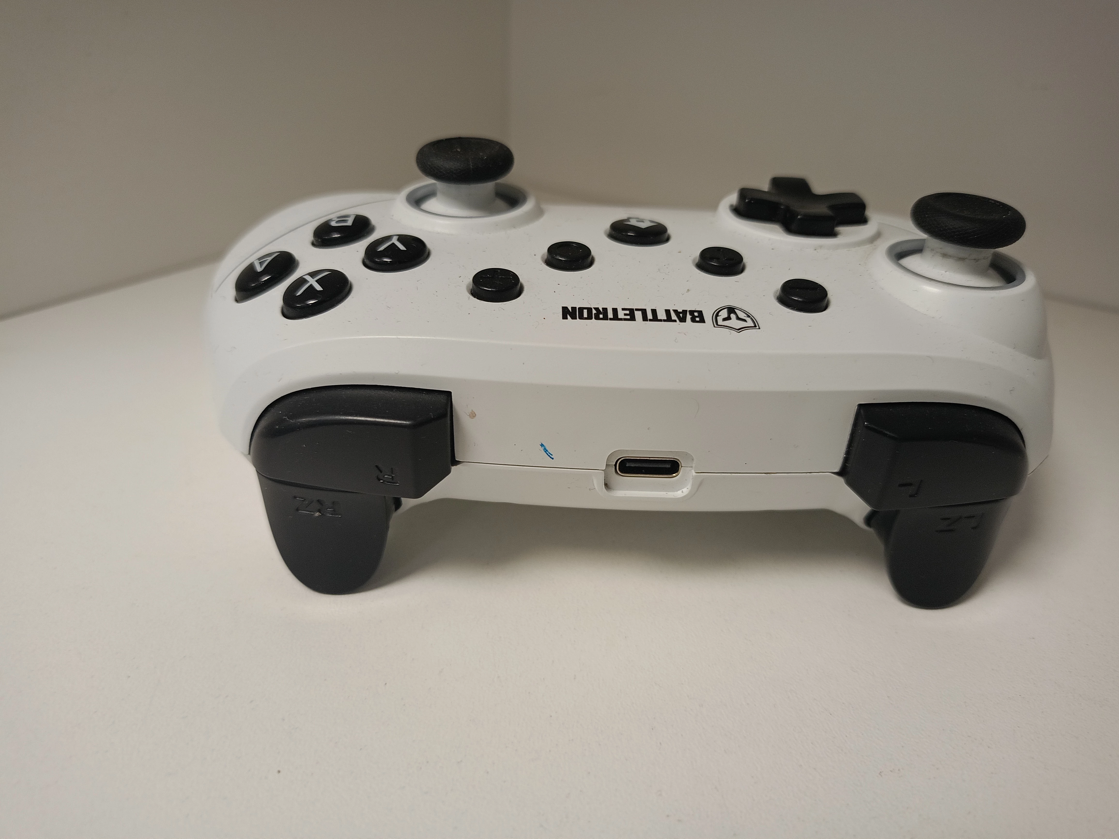 pad-battletron-bt-ga-gc01-w-do-ps4pc-stan-11323-2