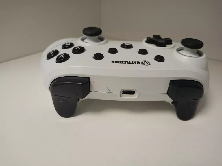 pad-battletron-bt-ga-gc01-w-do-ps4pc-stan-11323-2