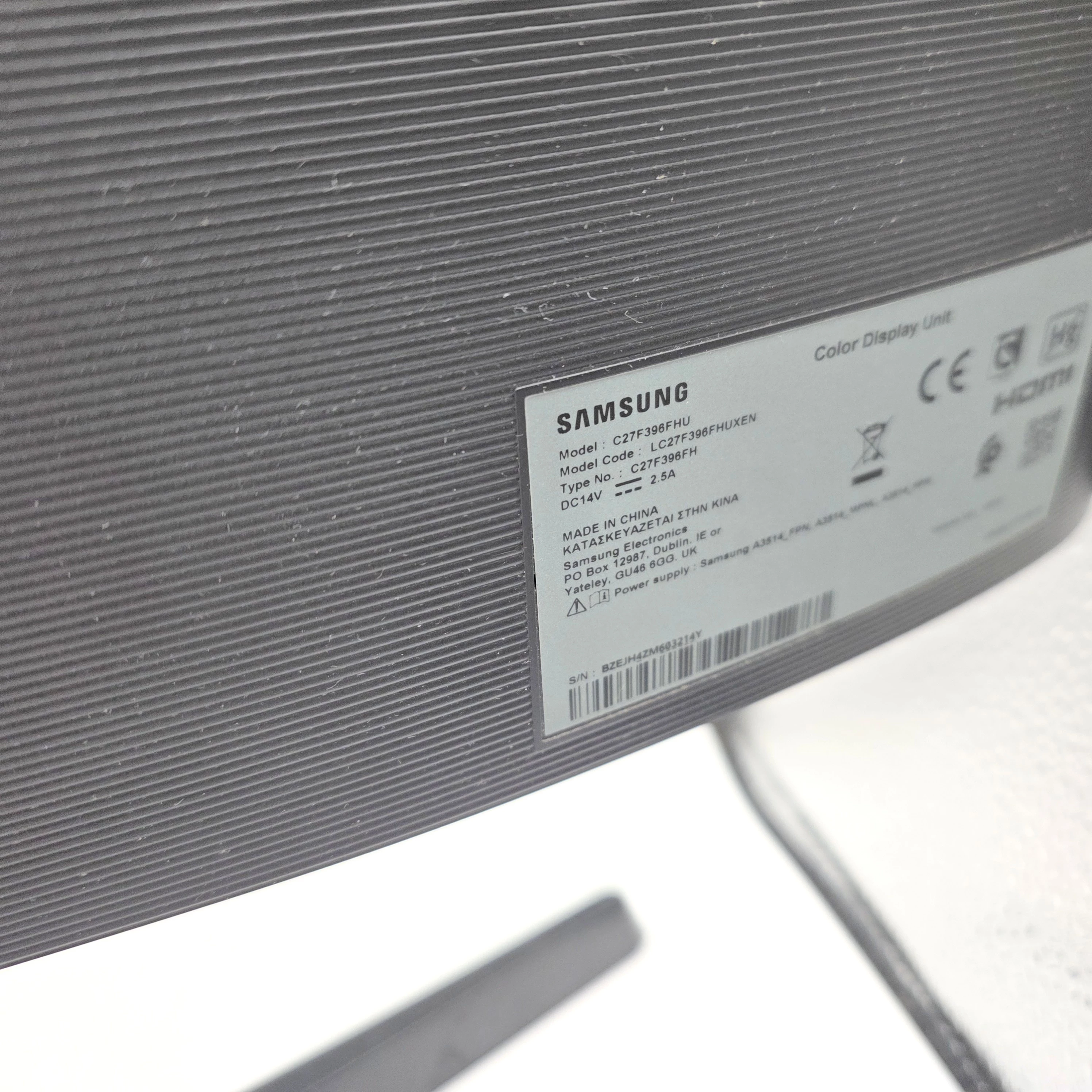 monitor-samsung-cf396-przekatna-ekranu-cale-2700