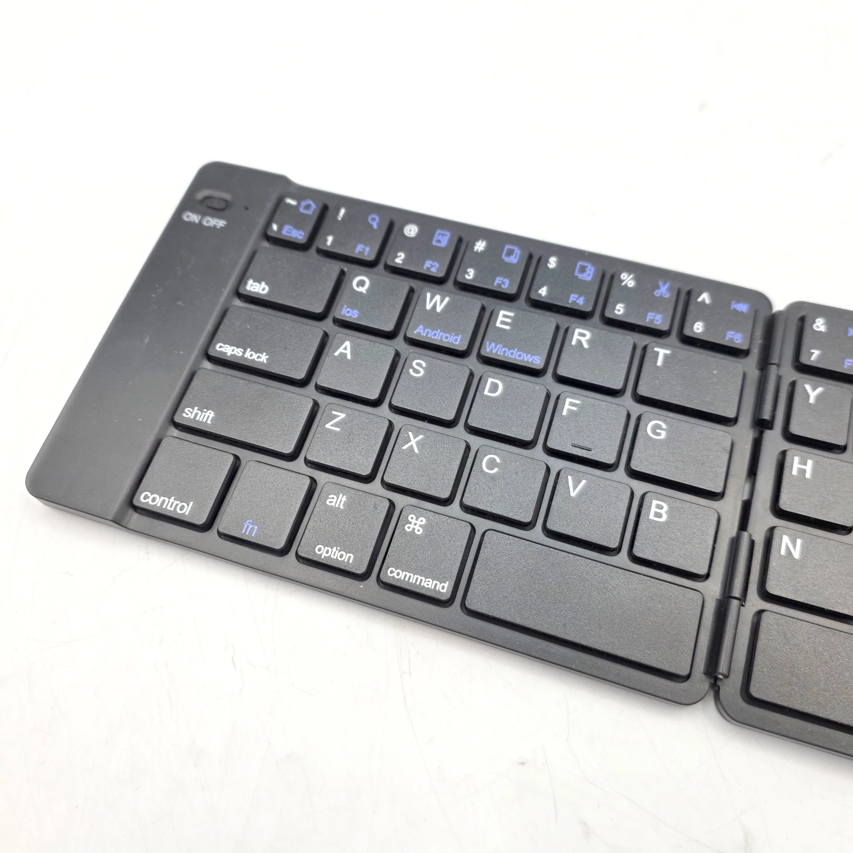 klawiatura-bezprzewodowa-skladana-ean-gtin-8715342049830