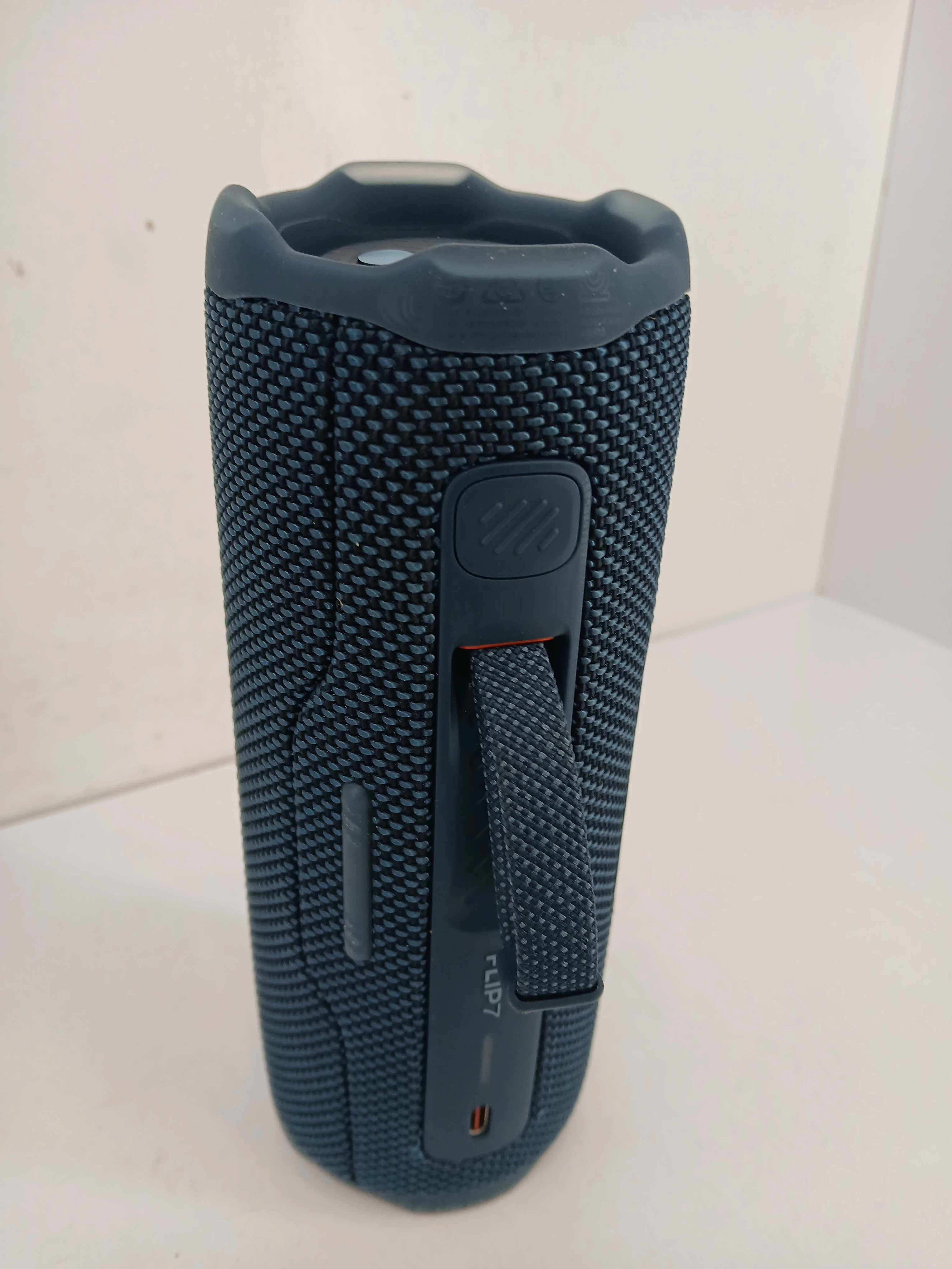 glosnik-bluetooth-jbl-flip-7-stan-11323-2