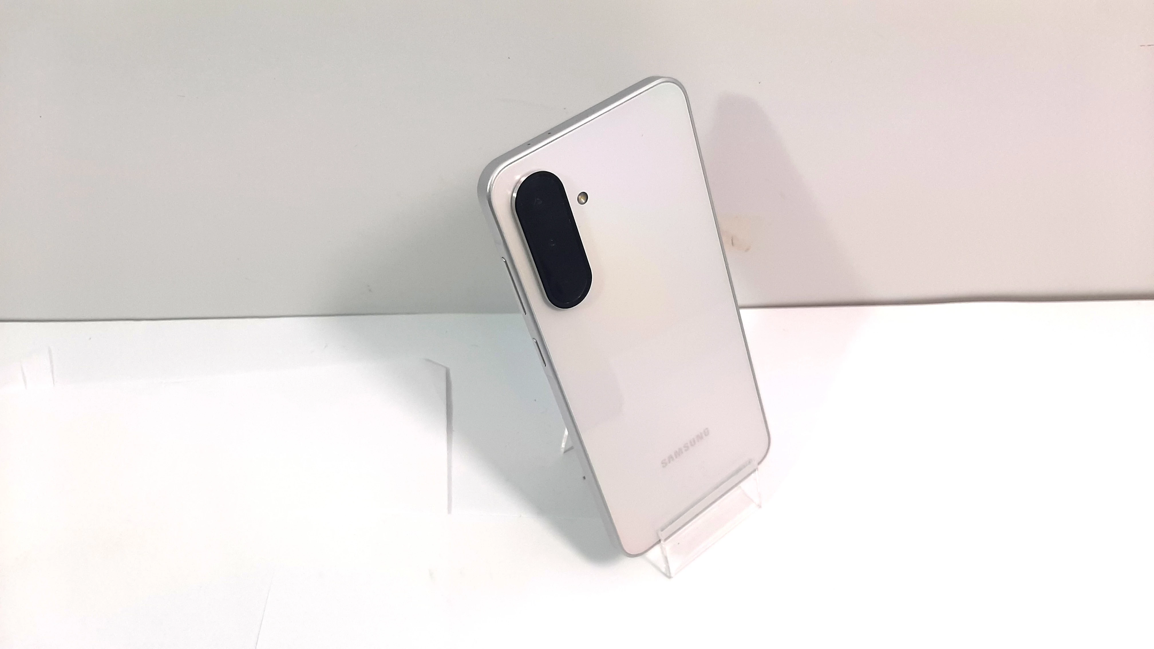 samsung-a36-5g-8256gb-sm-a366bds-typ-202685-212929