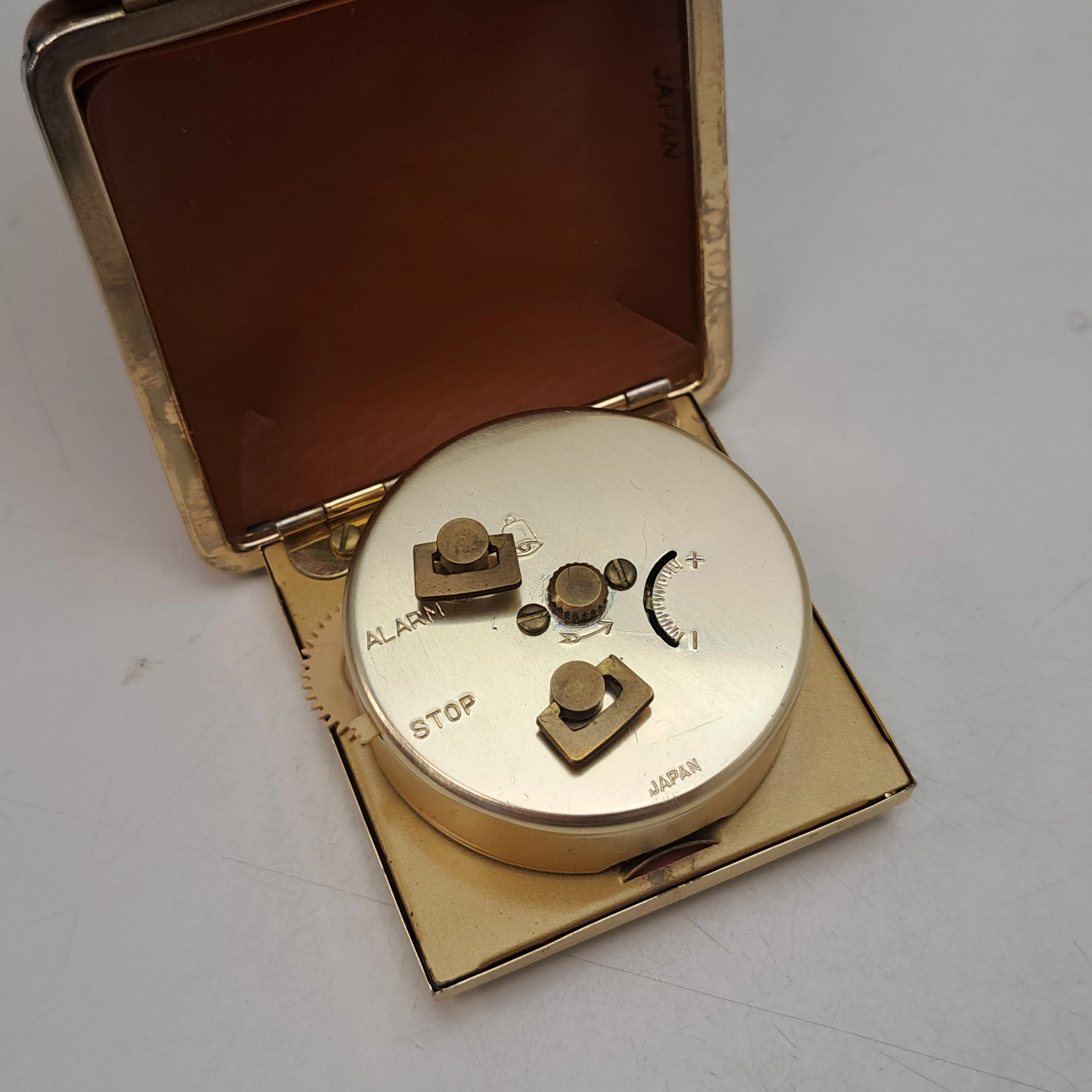 zegarek-turystyczny-coral-date-alarm-stan-11323-253802