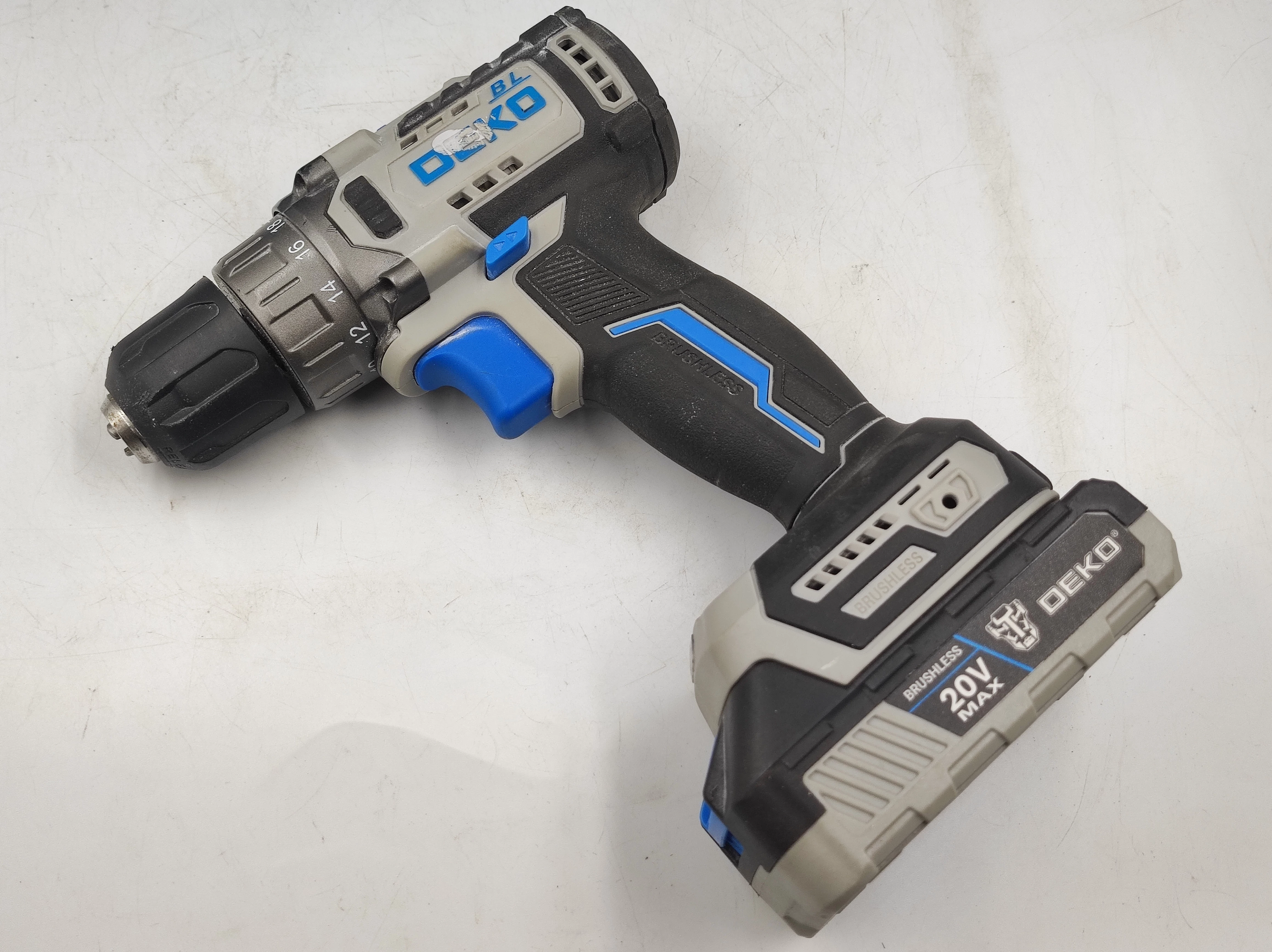 wkretarka-deko-dkbl20du3-2-aku-okazja-stan-11323-2