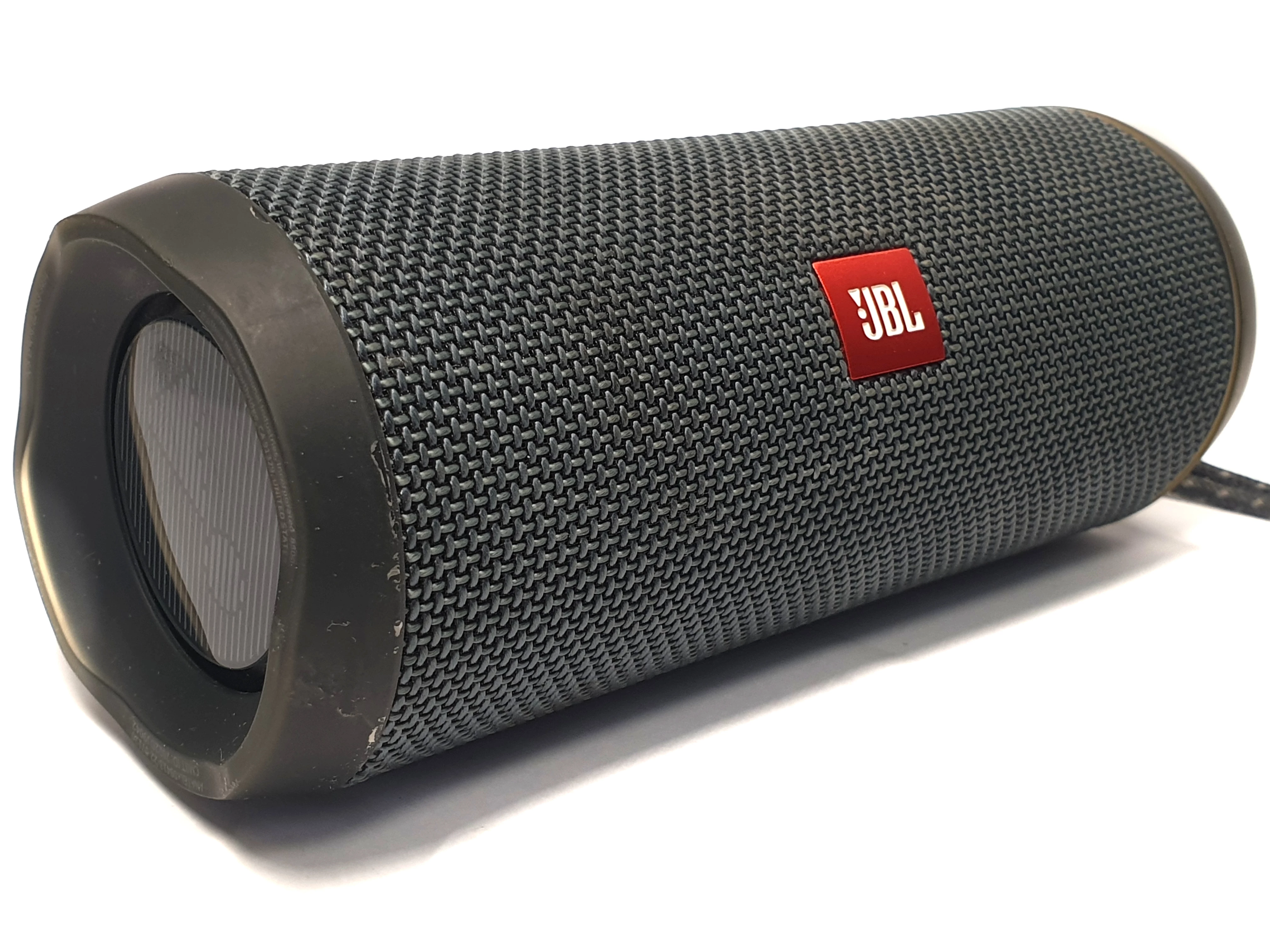 glosnik-jbl-flip-essential-2-stan-11323-2