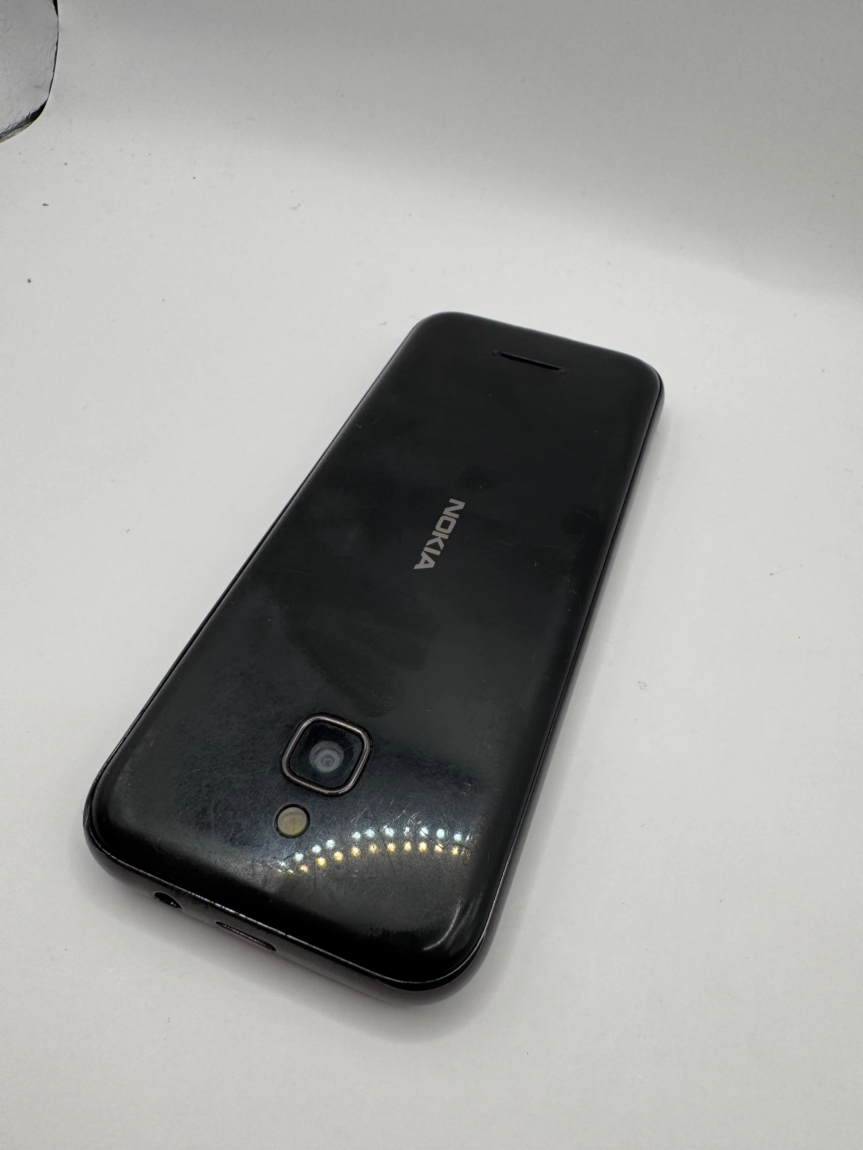 telefon-komorkowy-nokia-8000-4g-ta-1305-typ-202685-212933