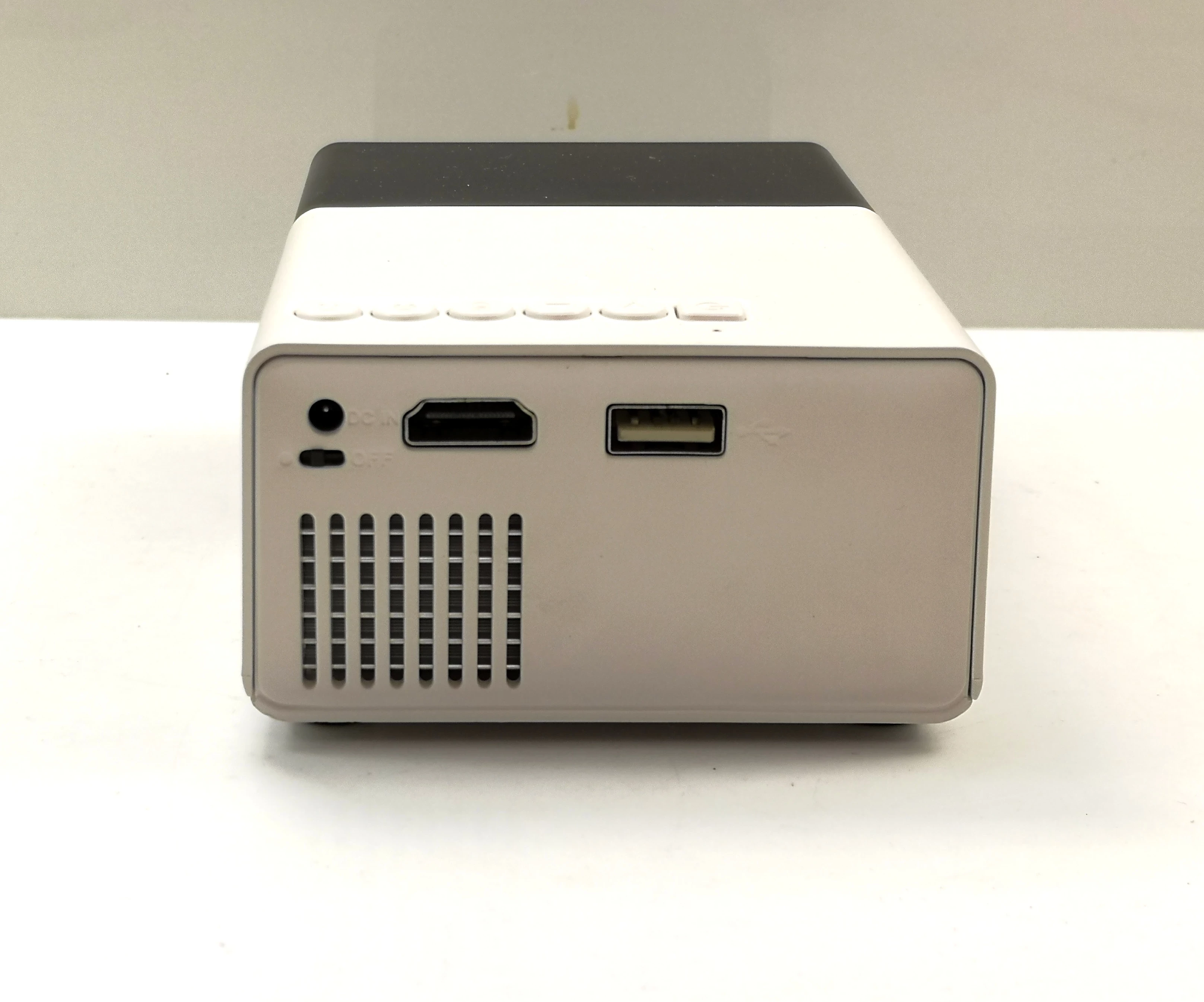 mini-projektor-led-q1-rozdzielczosc-podstawowa-px-204829-259178