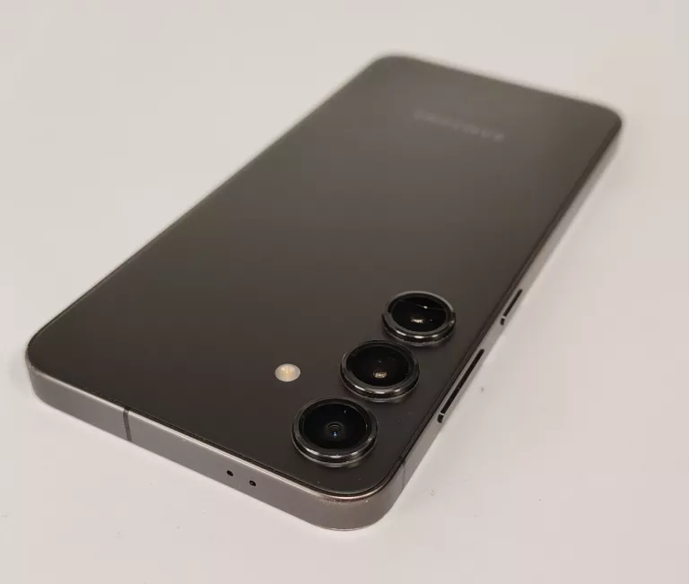 telefon-samsung-galaxy-s24-8gb-256gb-zestaw-model-telefonu-246737-1790696