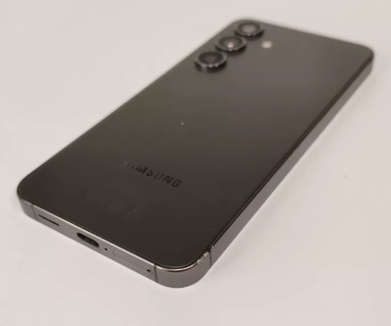 telefon-samsung-galaxy-s24-8gb-256gb-zestaw-pamiec-ram-202865-214113