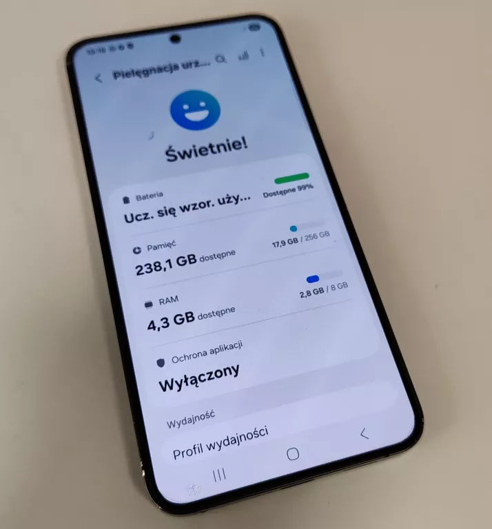 telefon-samsung-galaxy-s24-8gb-256gb-zestaw-stan-11323-2