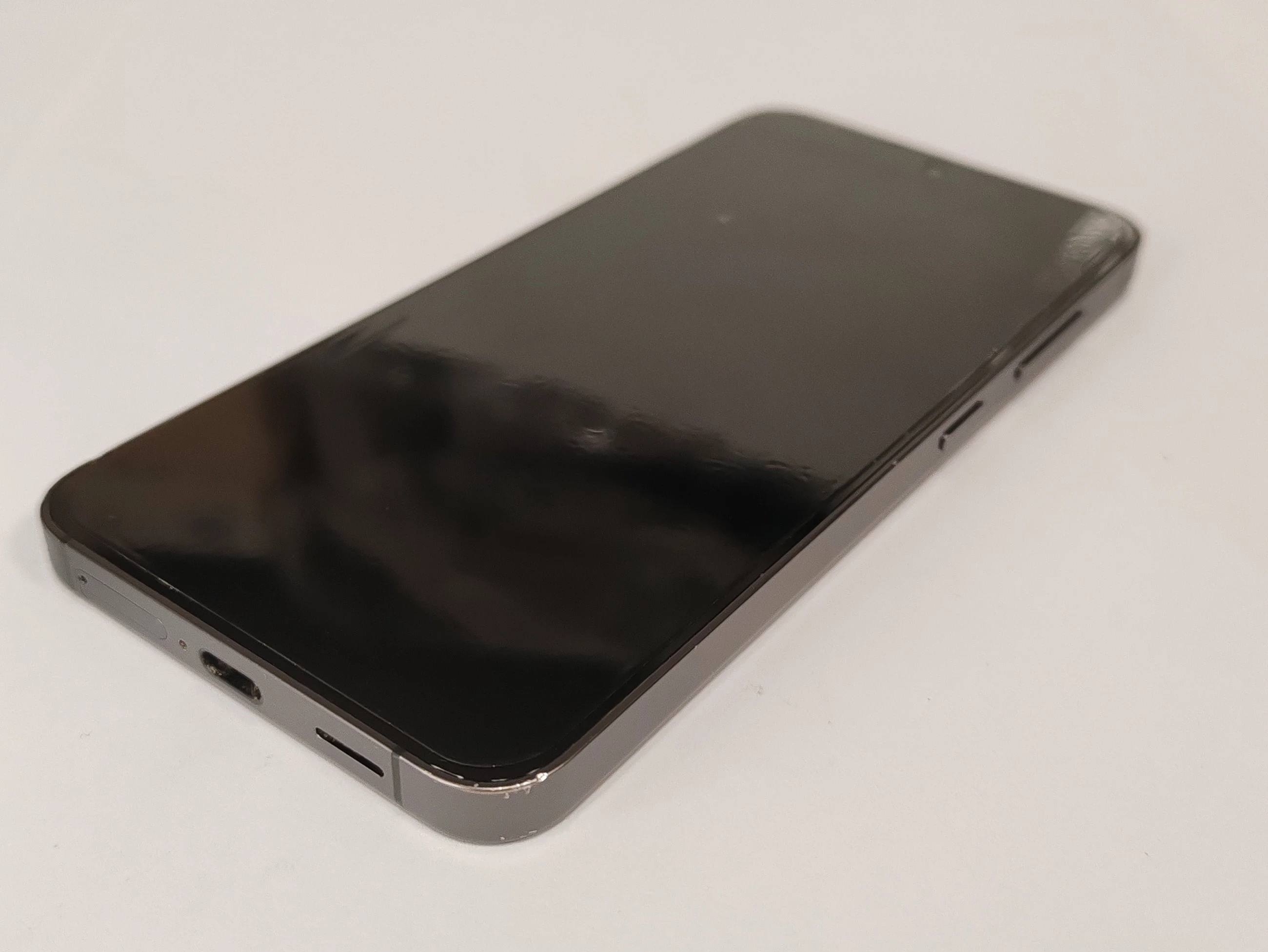 telefon-samsung-galaxy-s24-8gb-256gb-zestaw-typ-202685-212929