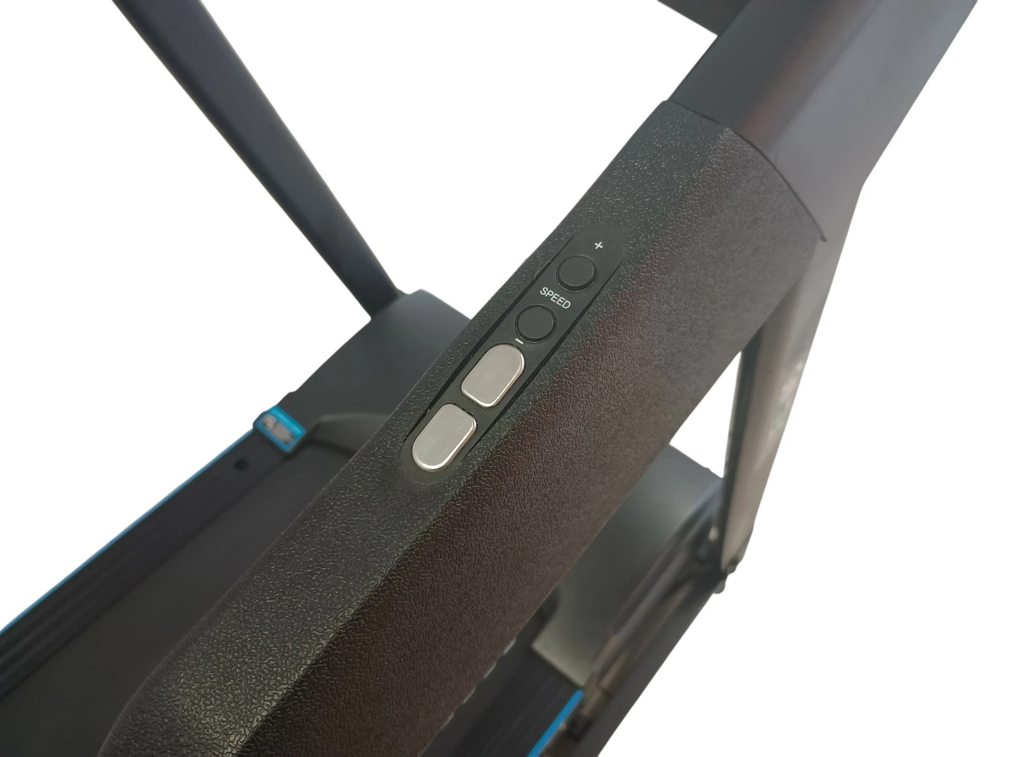 bieznia-elektryczna-skladana-gymtek-xt600-max16-kmh-regulacja-nachylenia-maksymalna-waga-uzytkownika-140