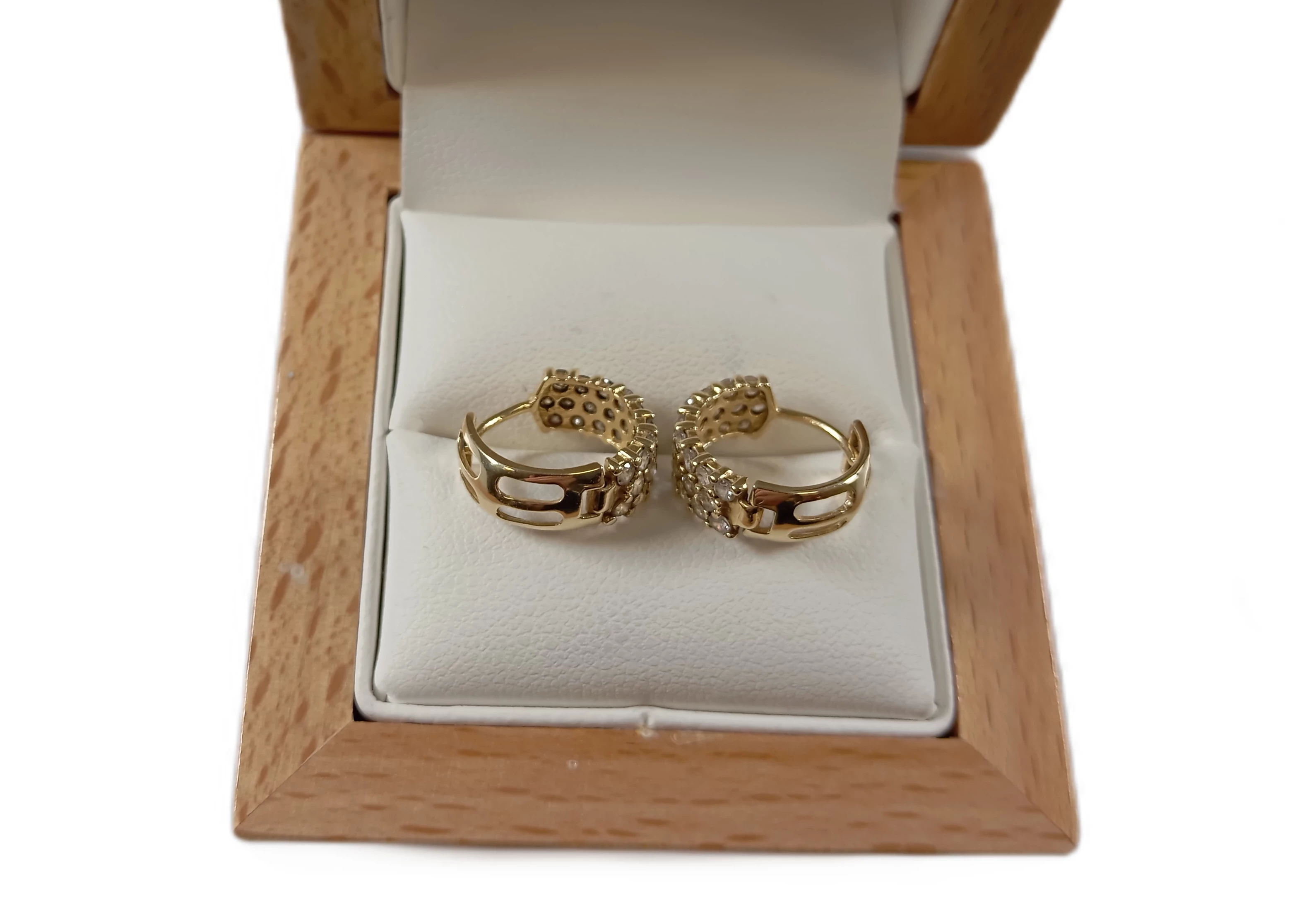 wyrob-jubilerski-uzywany-kolczyki-p585-289g-rodzaj-2205-16