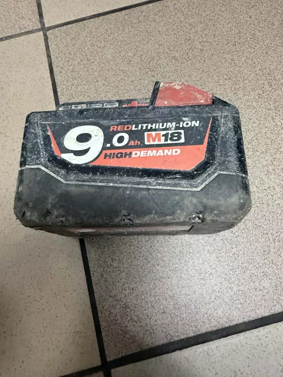 akumulatorowy-mlot-udarowy-milwaukee-m18-chpx-predkosc-obrotowa-1400