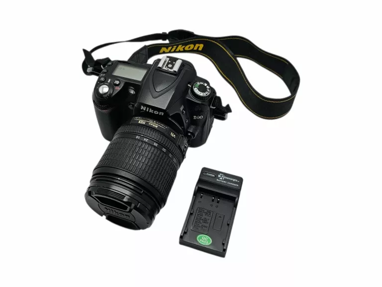 aparat-lustrzanka-nikon-d90-obiektyw-af-s-nikkor-18-105mm-ed-vr-stan-11323-2