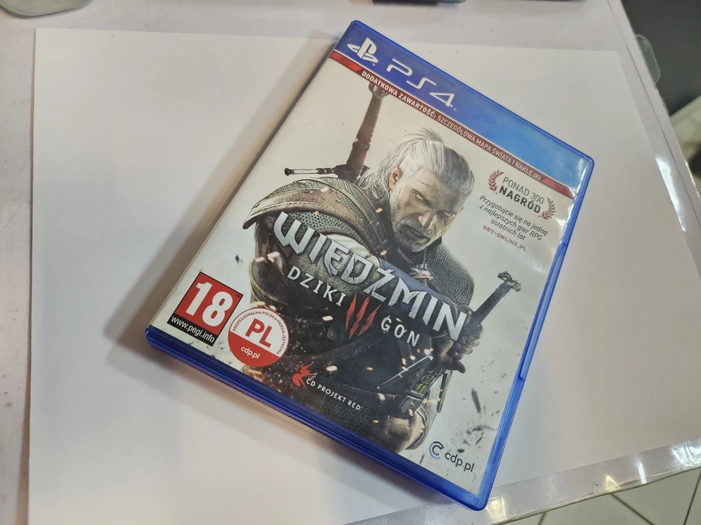 gra-wiedzmin-3-dziki-gon-ps4-ean-gtin-5902367640187