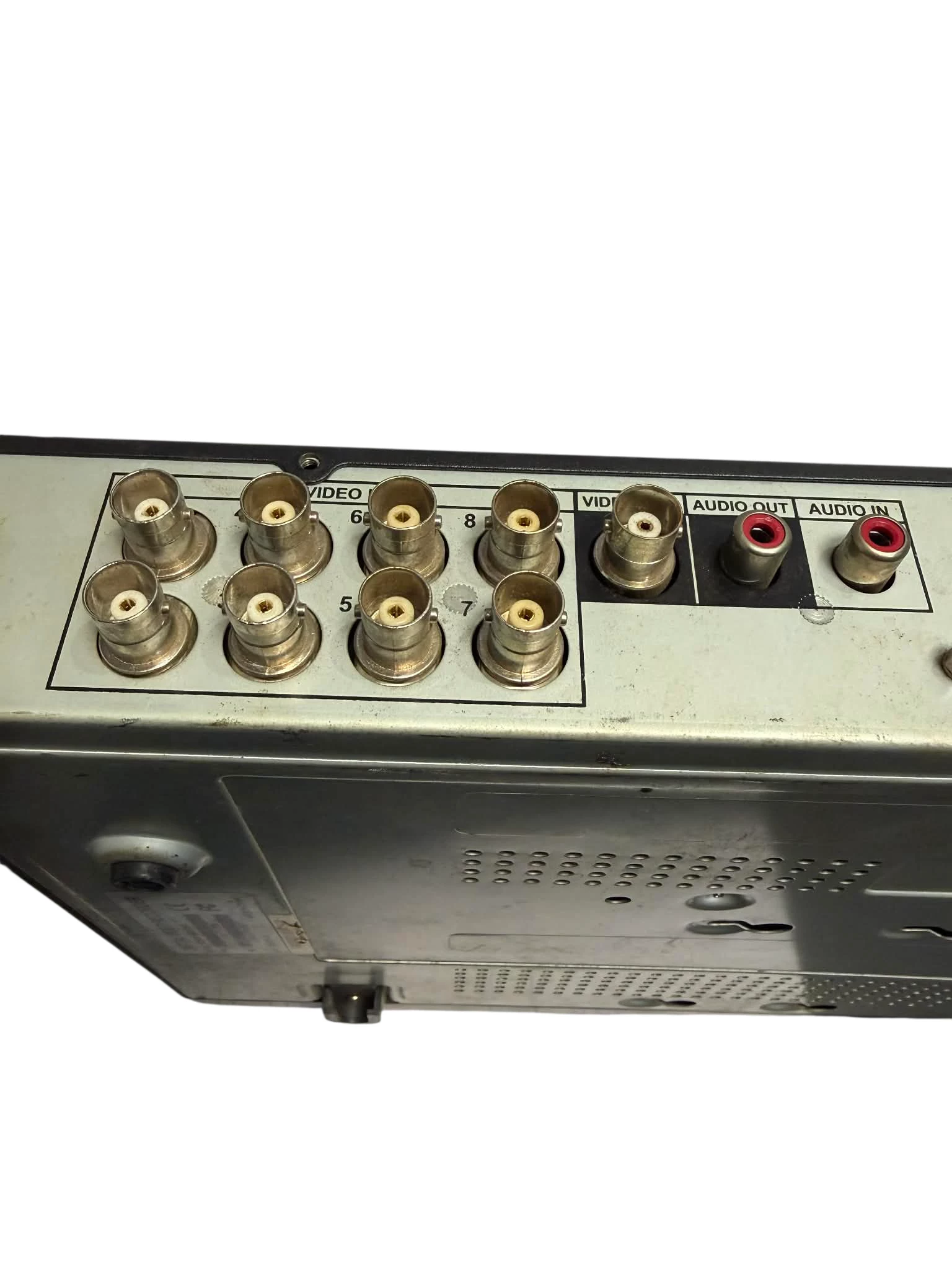 rejstrator-do-kamer-bcs-8-kanalowy-bcs-dvr0801qe-opis-liczba-obslugiwanych-kamer-8