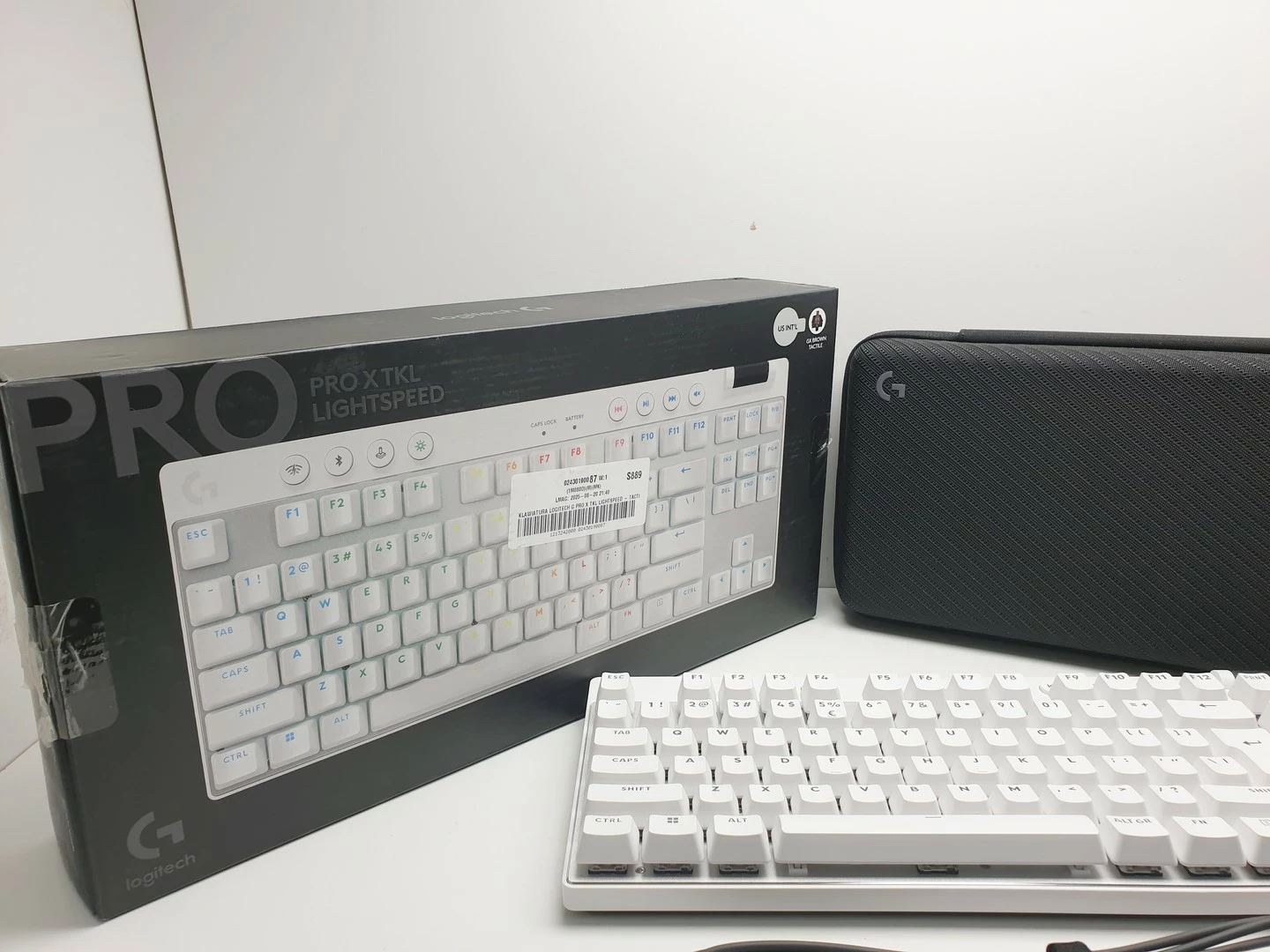 klawiatura-logitech-pro-x-tkl-lightspeed-komplet-ean-gtin-5099206113343