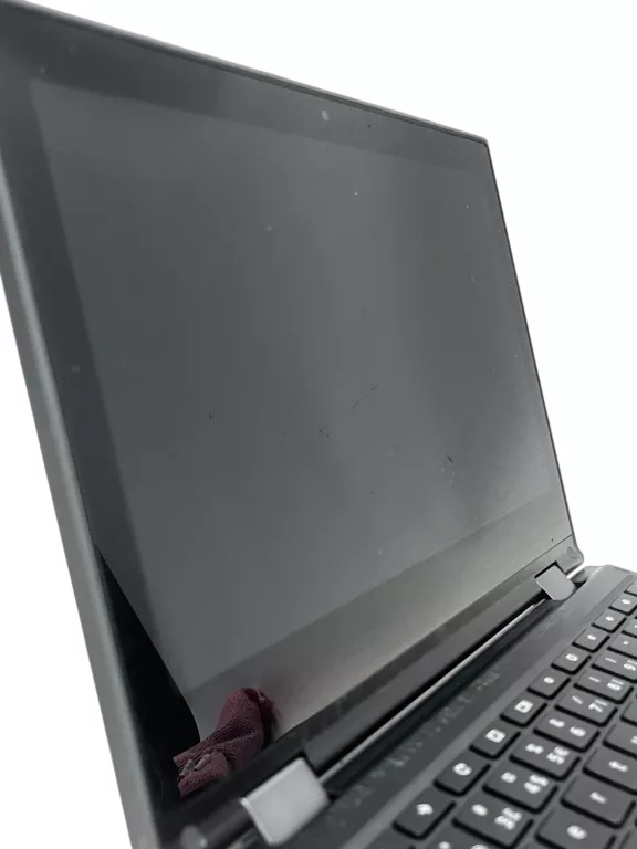laptop-lenovo-300e-chromebook-2nd-gen-przekatna-ekranu-1160