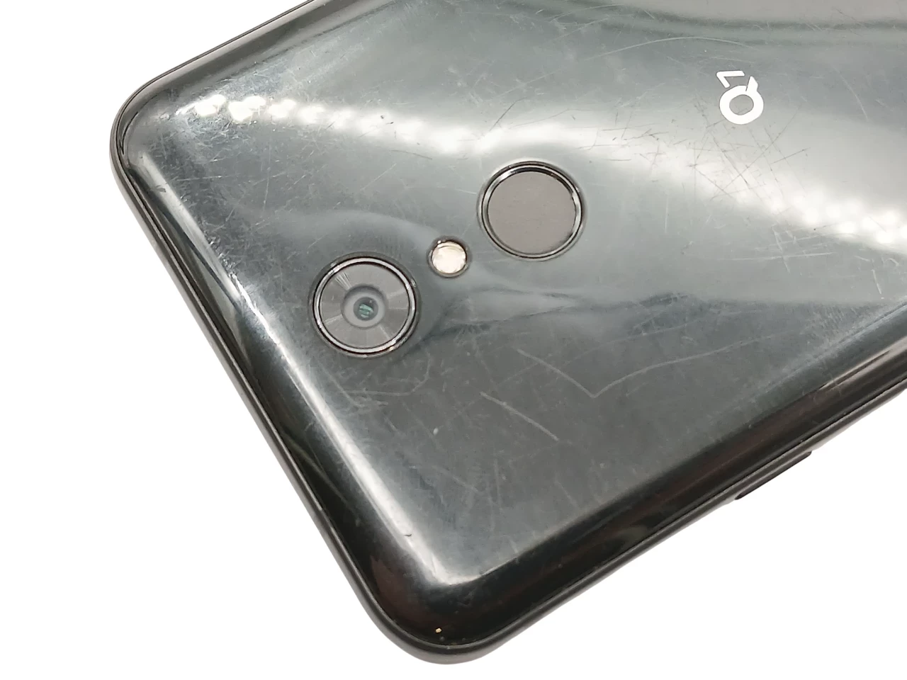 telefon-lg-q7-332gb-55-3000-mah-60-hz-czarny-przekatna-ekranu-550