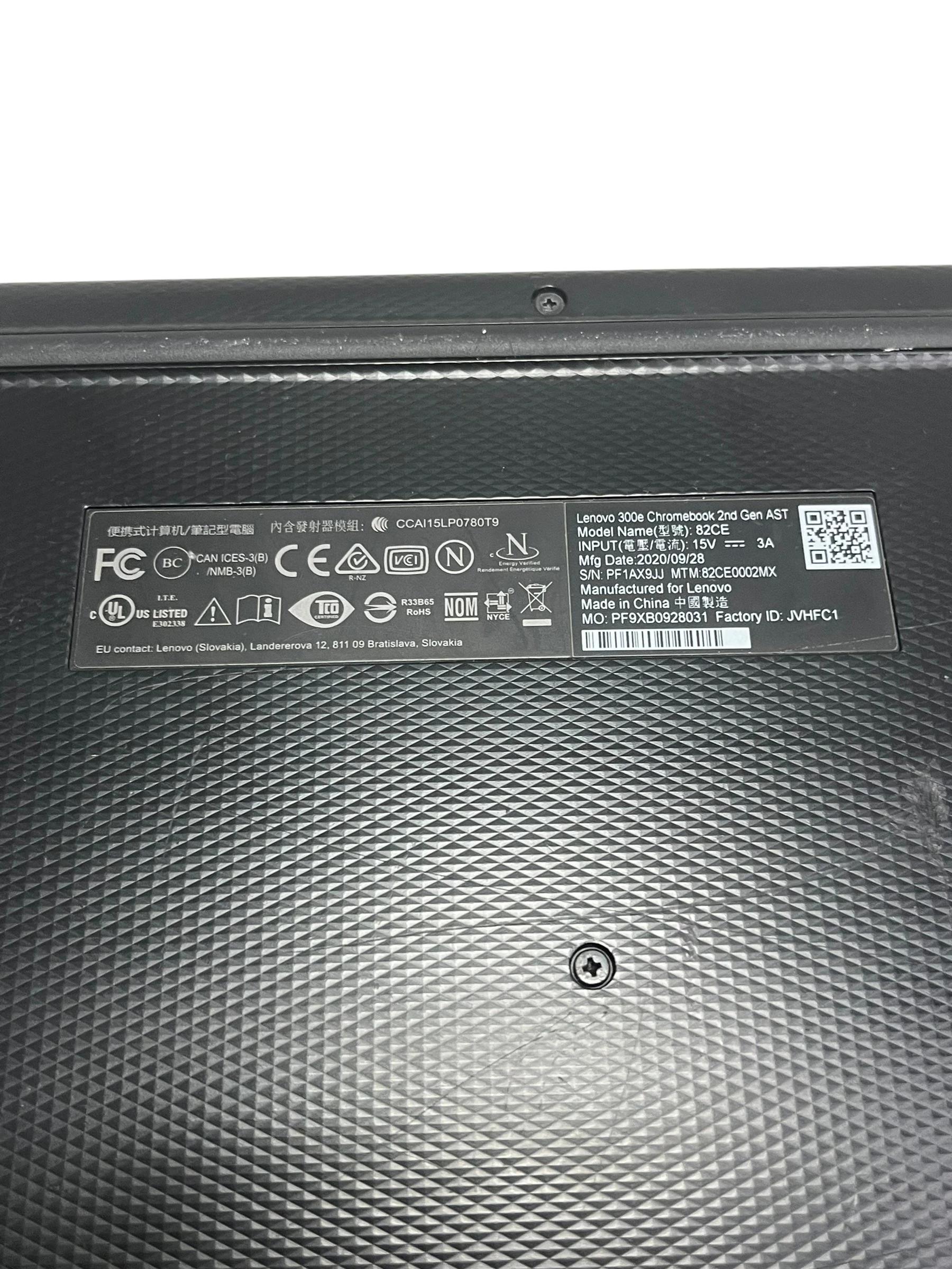 laptop-lenovo-300e-chromebook-2nd-gen-pojemnosc-dysku-32