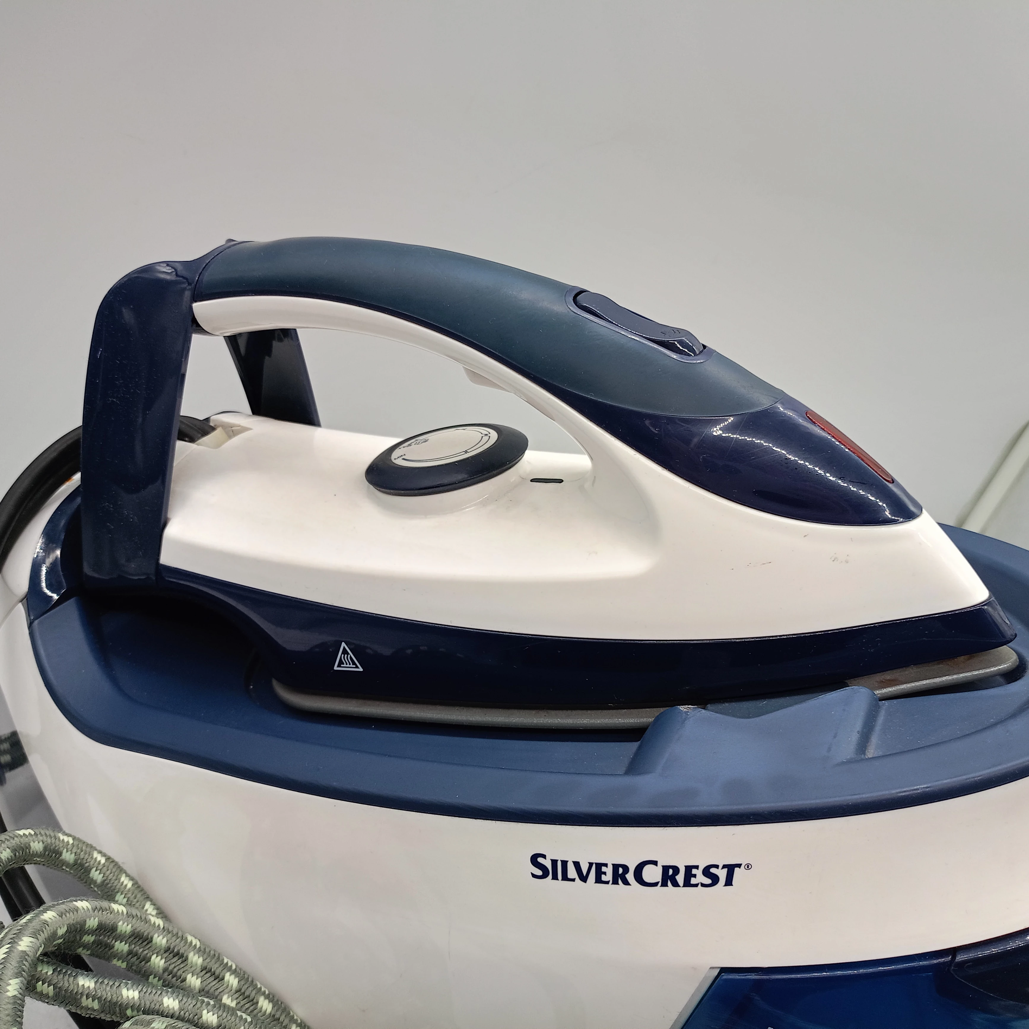 silvercrest-stacja-parowa-sdbs-2200-a1-kolor-dominujacy-129357-5