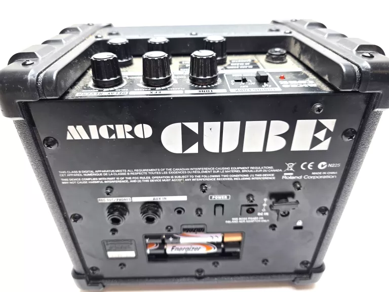 roland-micro-cube-wzmacniacz-gitarowy-kabel-marka-248811-1138739
