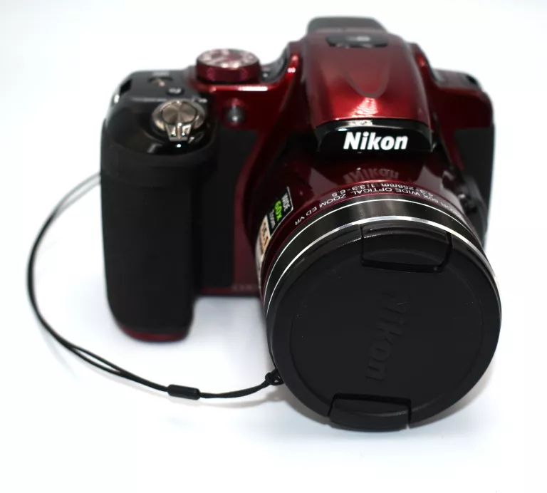 nikon-coolpix-p600-z-torba-i-ladowarka-ean-gtin-018208939817