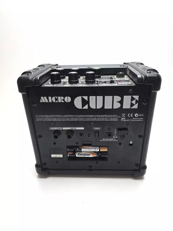 roland-micro-cube-wzmacniacz-gitarowy-kabel-stan-11323-2