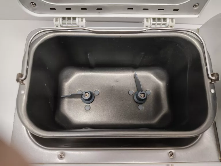 wypiekacz-do-chleba-kolor-dominujacy-129357-2