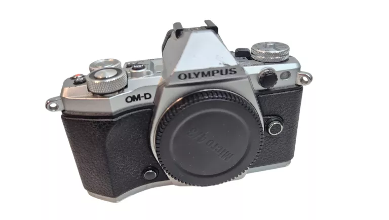 aparat-olympus-om-d-e-m5-ii-zestaw-kromera-6-wroclaw