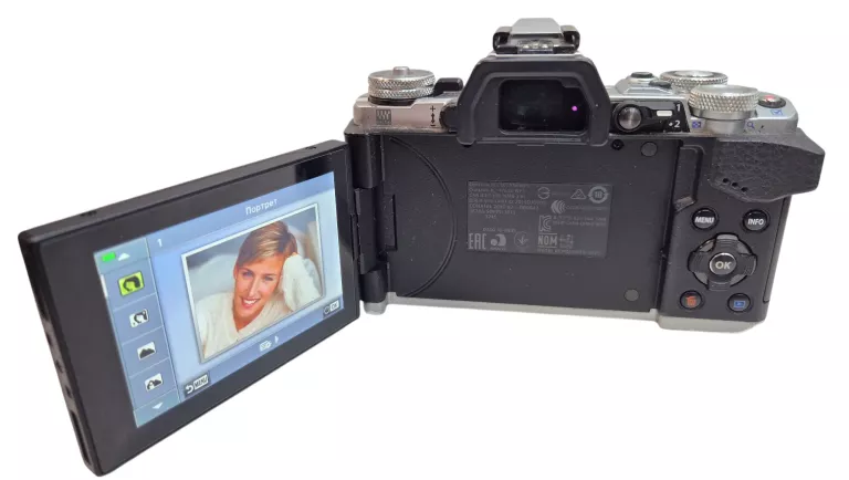 aparat-olympus-om-d-e-m5-ii-zestaw-stan-11323-2