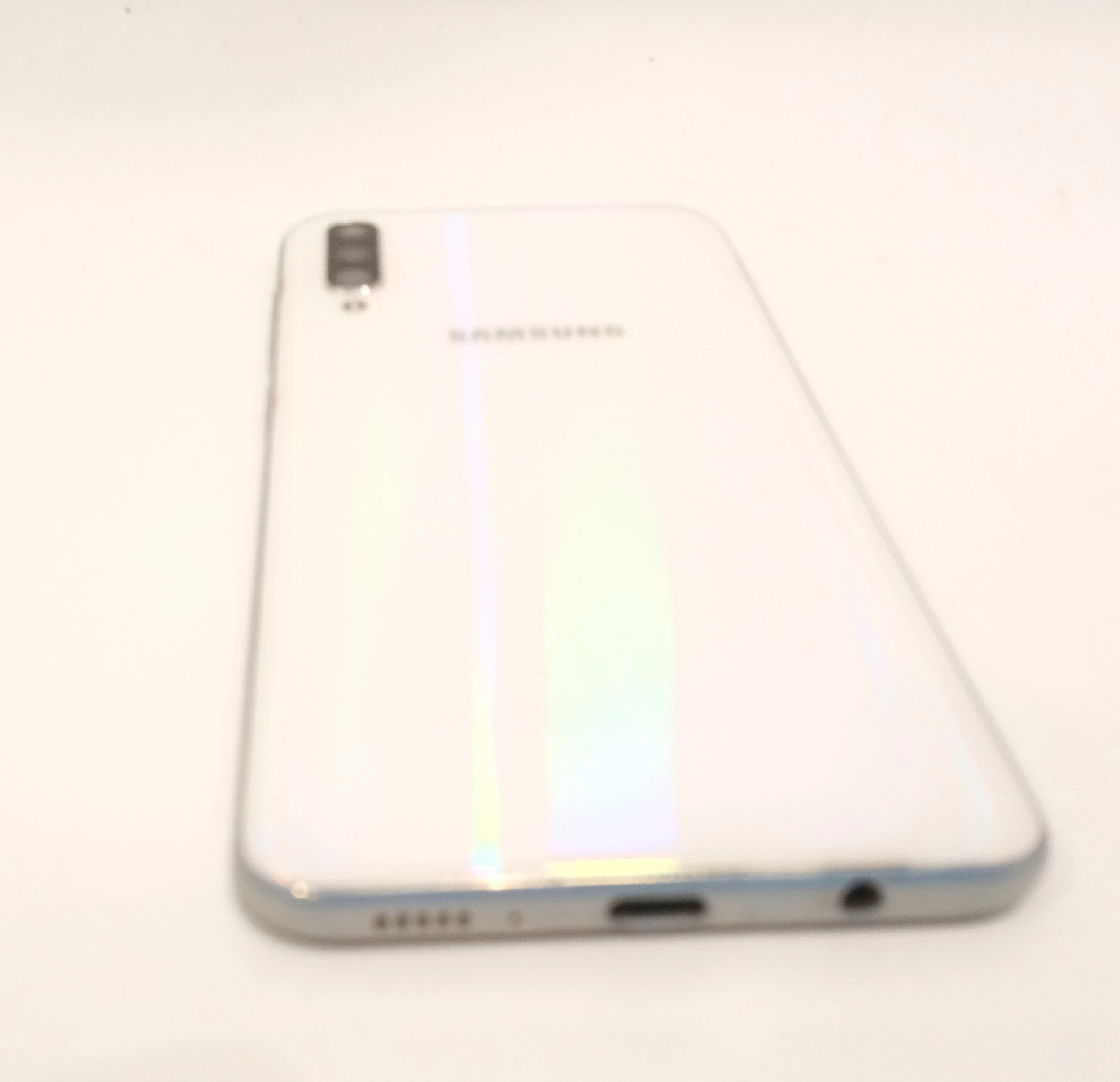 samsung-galaxy-a50-4128-gb-przekatna-ekranu-640