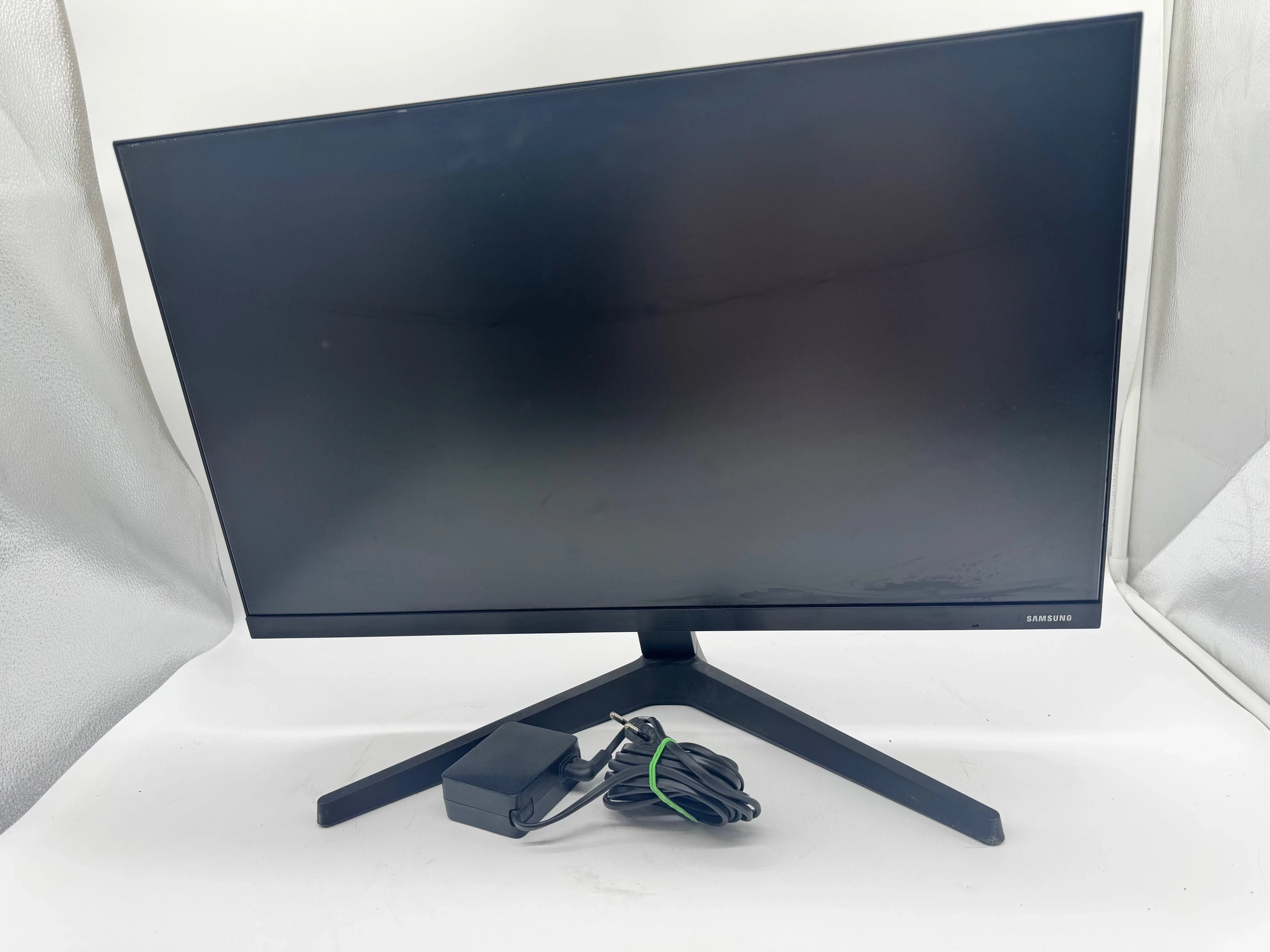 monitor-samsung-24-1920-x-1080-lf24t350fhrxen-opis-bielska-45-plock