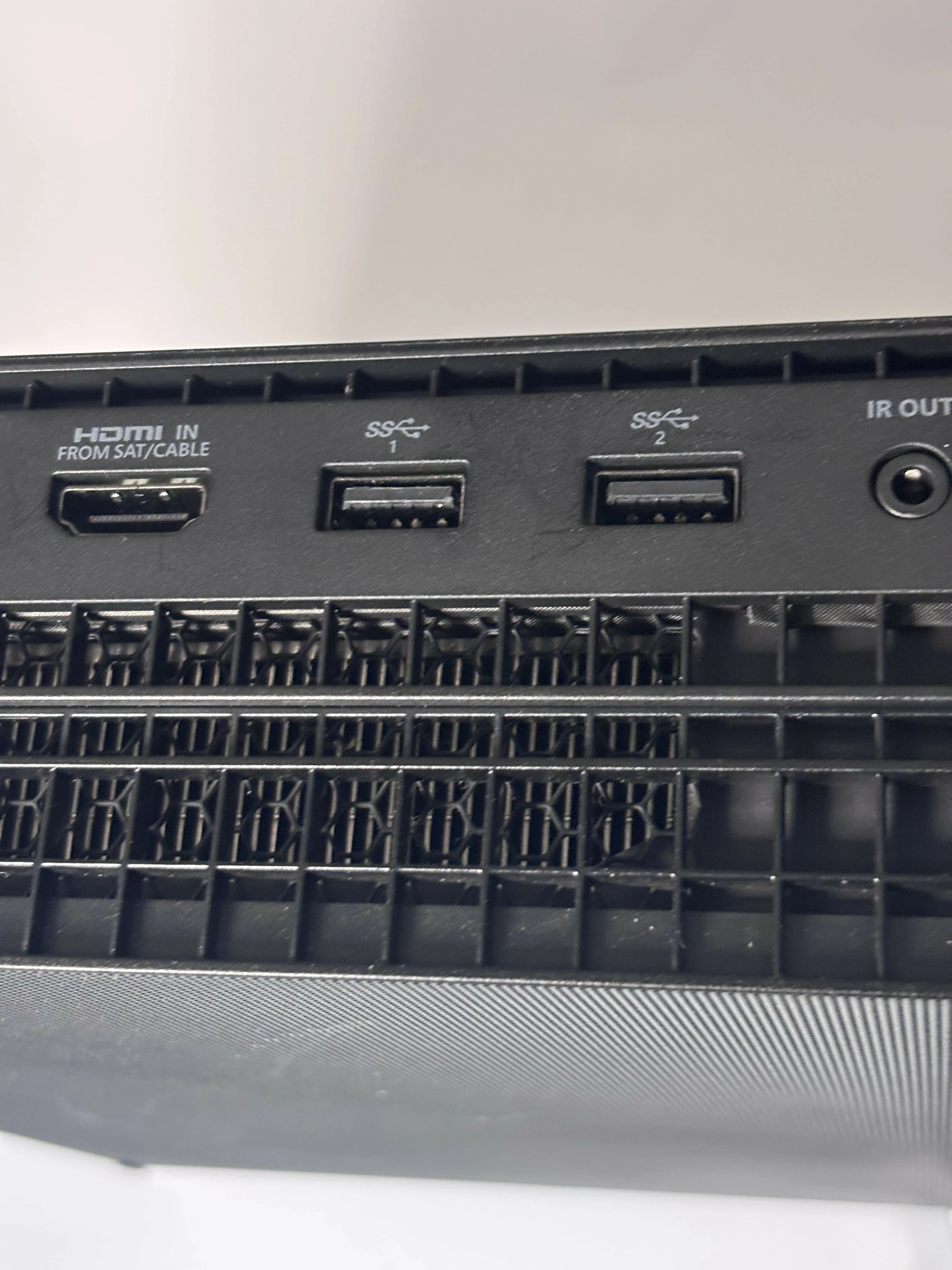 konsola-xbox-one-x-1-tb-2-pady-dysk-wbudowana-pamiec-5179-352249