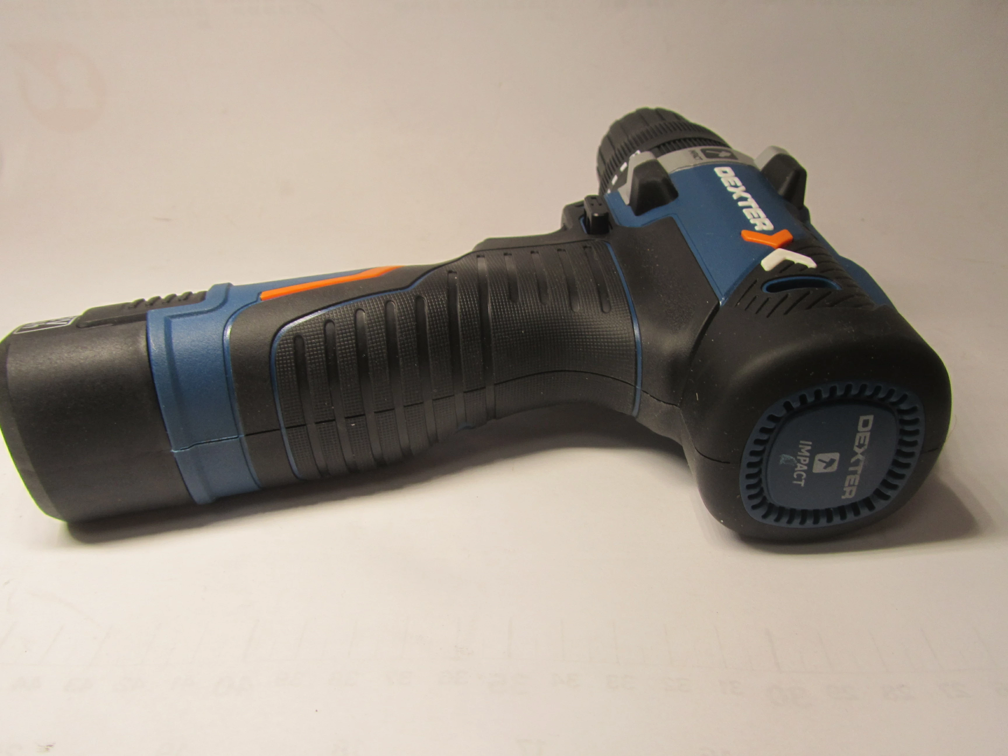 wkretarka-udarowa-dexter-12id2-251a-zasilanie-209202-1769478