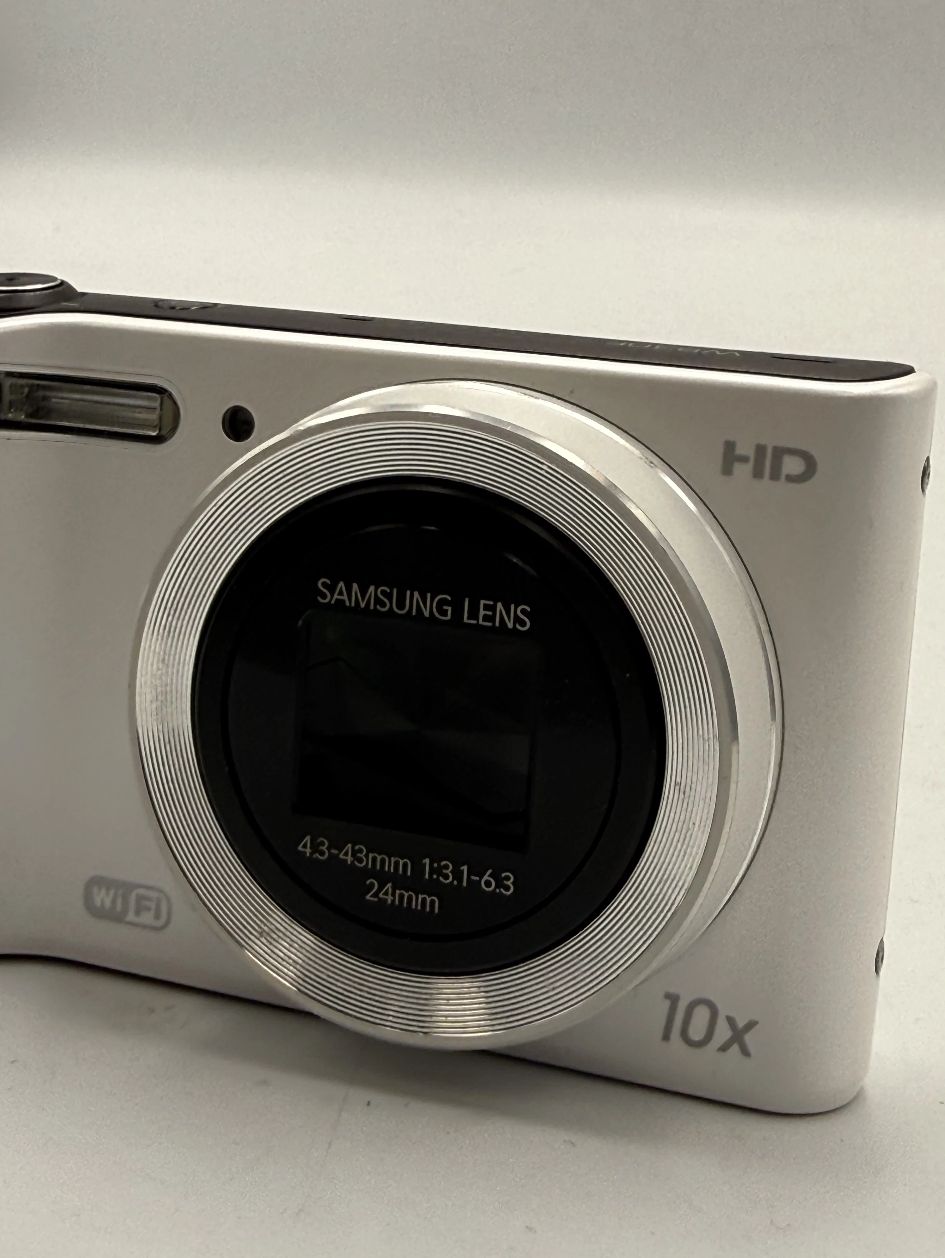 aparat-cyfrowy-samsung-wb30f-rozdzielczosc-1600