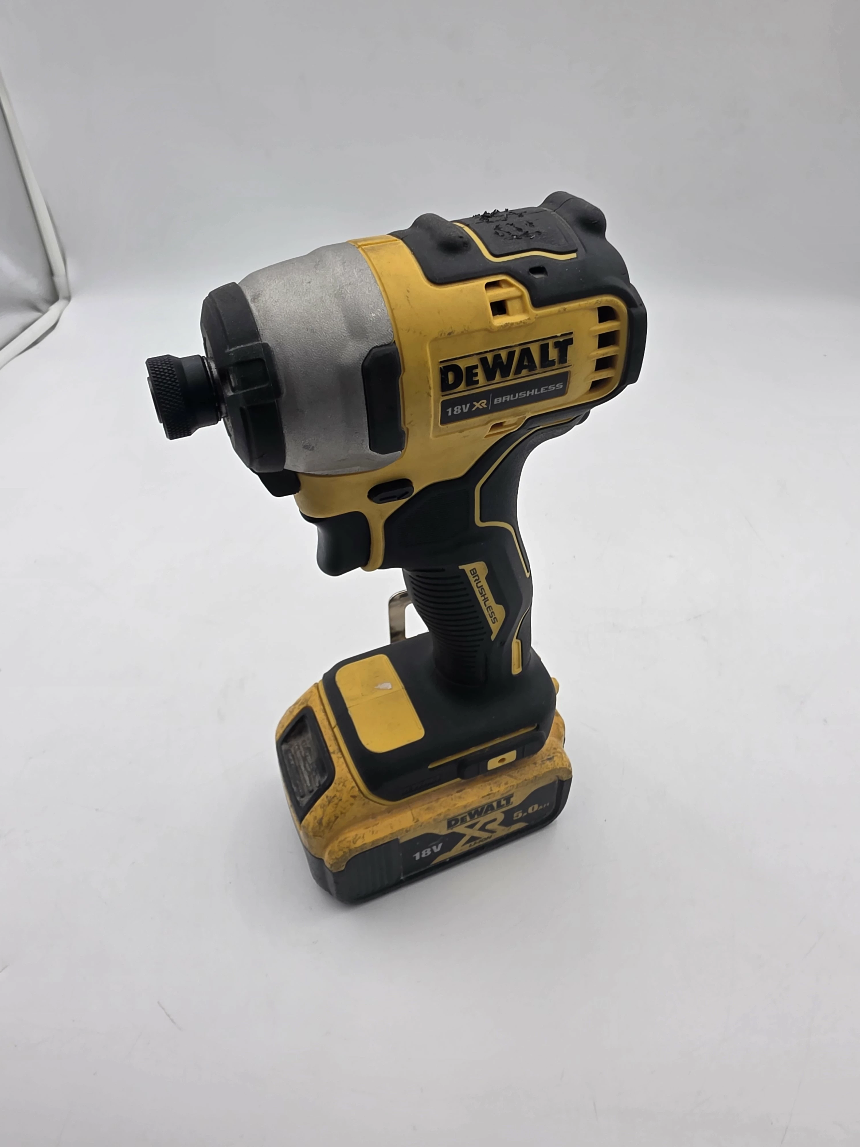 zakretarka-udarowa-dewalt-dcf809-aku-50ah-marka-248811-950256