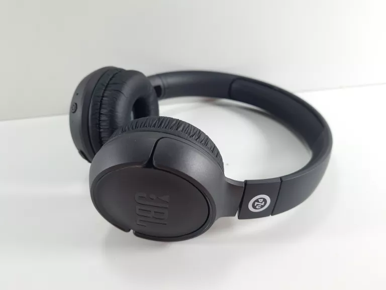 sluchawki-jbl-tune500bt-ladny-stan-kolor-dominujacy-129357-3