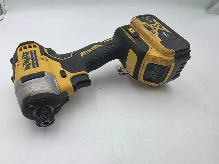 zakretarka-udarowa-dewalt-dcf809-aku-50ah-stan-11323-2