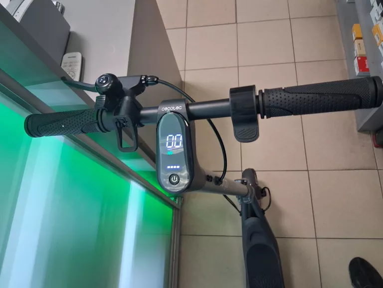 hulajnoga-cecotec-500w-20-km-waga-1520