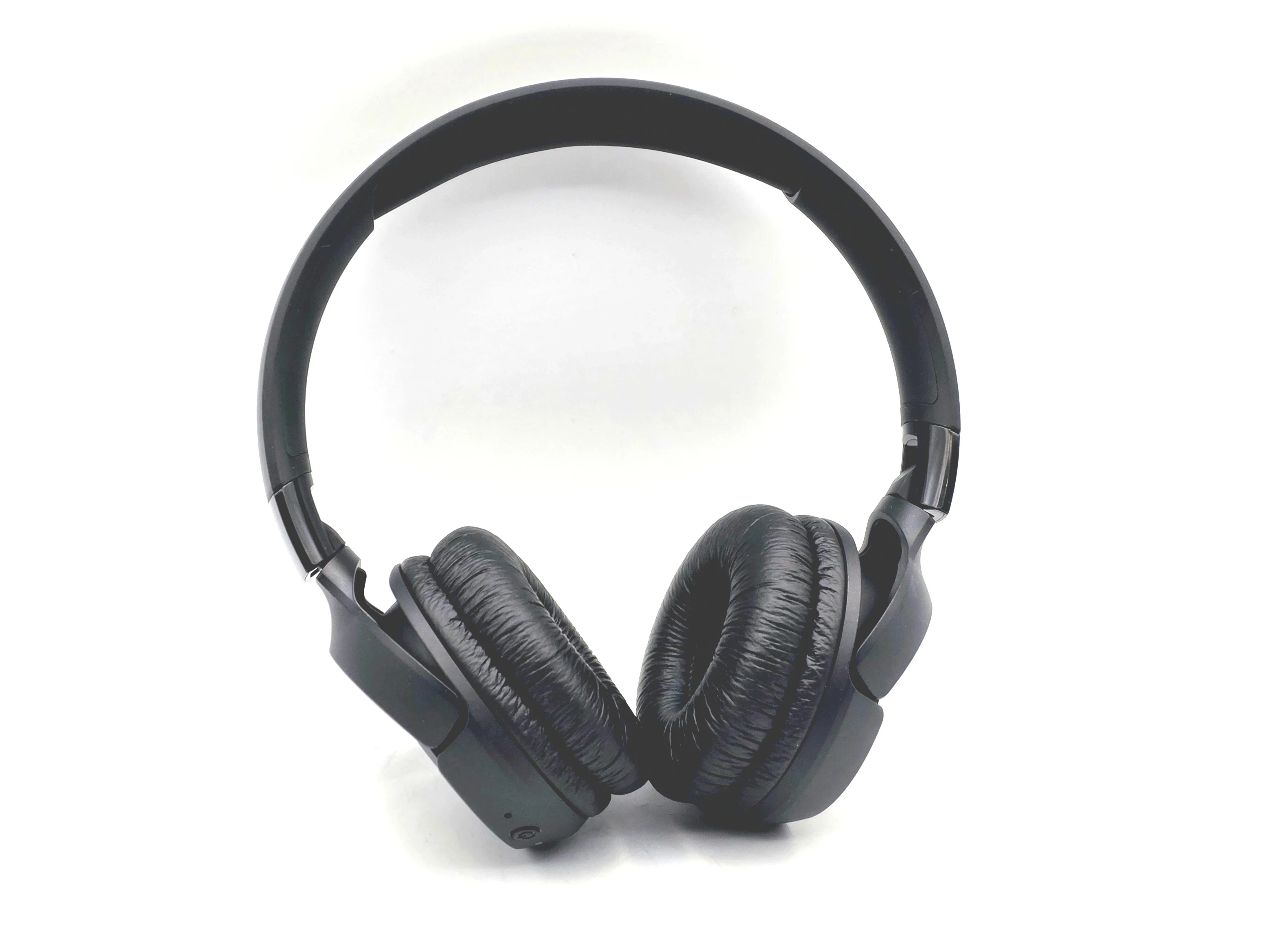 sluchawki-jbl-tune-520bt-nauszne-czarny-3-maja-48-poznan-ska-x